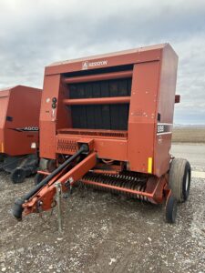 Hesston 956 Baler