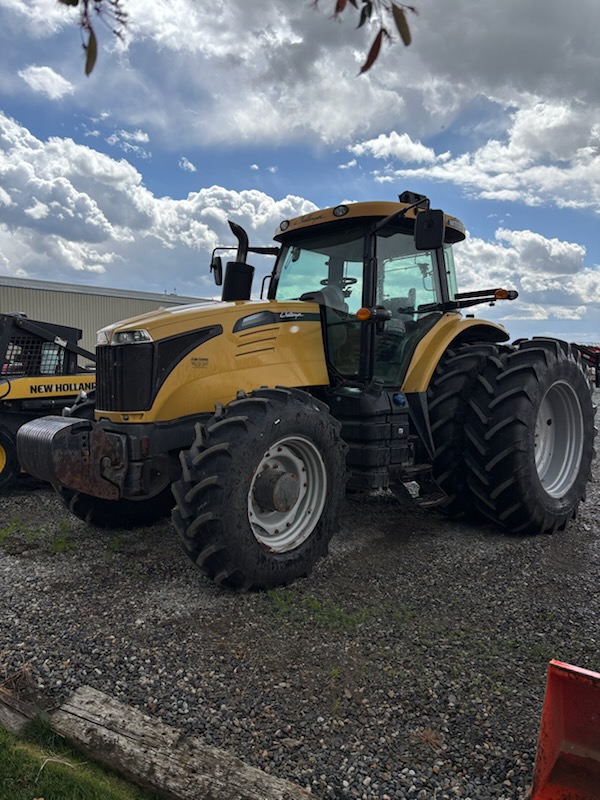 Challenger MT585D Row-Crop