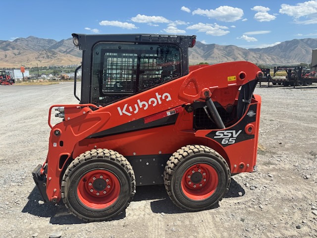 Kubota SSV65PHFC