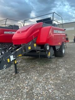 Massey Ferguson LB2234