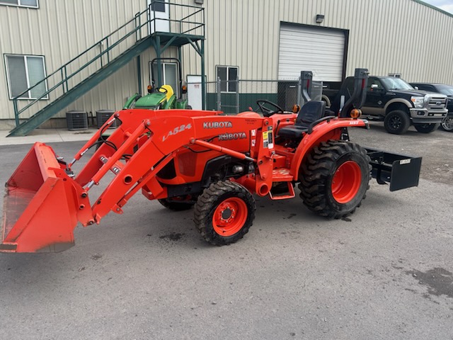 Kubota L3800HST